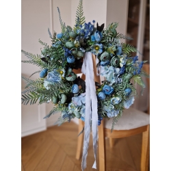 Wianek na drzwi w odcieniach niebieskiego Wianek na drzwi w odcieniach niebieskiego